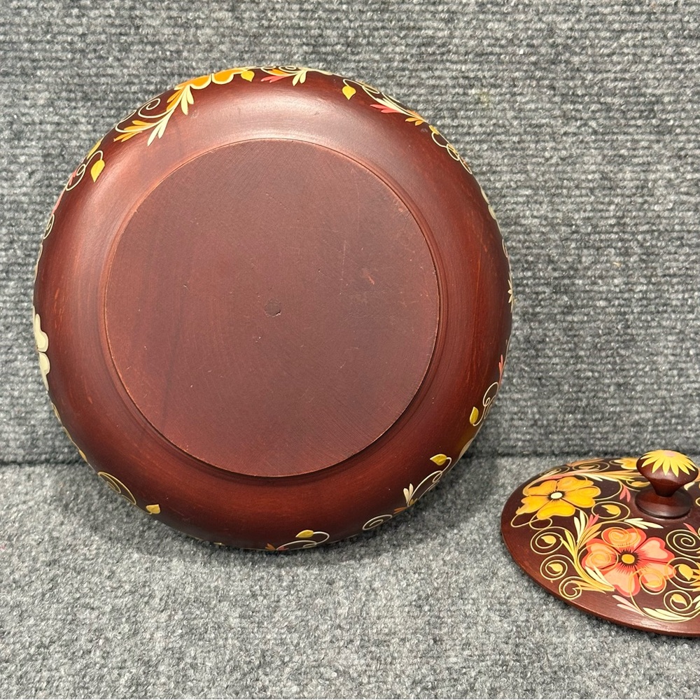 Tole painted wooden box with lid 8” round floral artisan bohemian storage NWT - Picture 6 of 8